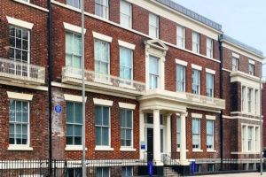 The front of the English departmental building found on Abercromby square.